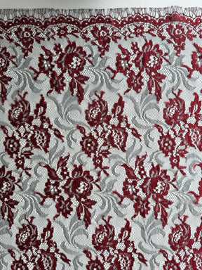 Wein & schwarze Chantilly-Spitze – P176