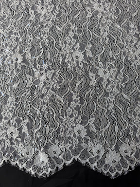 Elfenbein-Pailletten-Spitze – LB6005