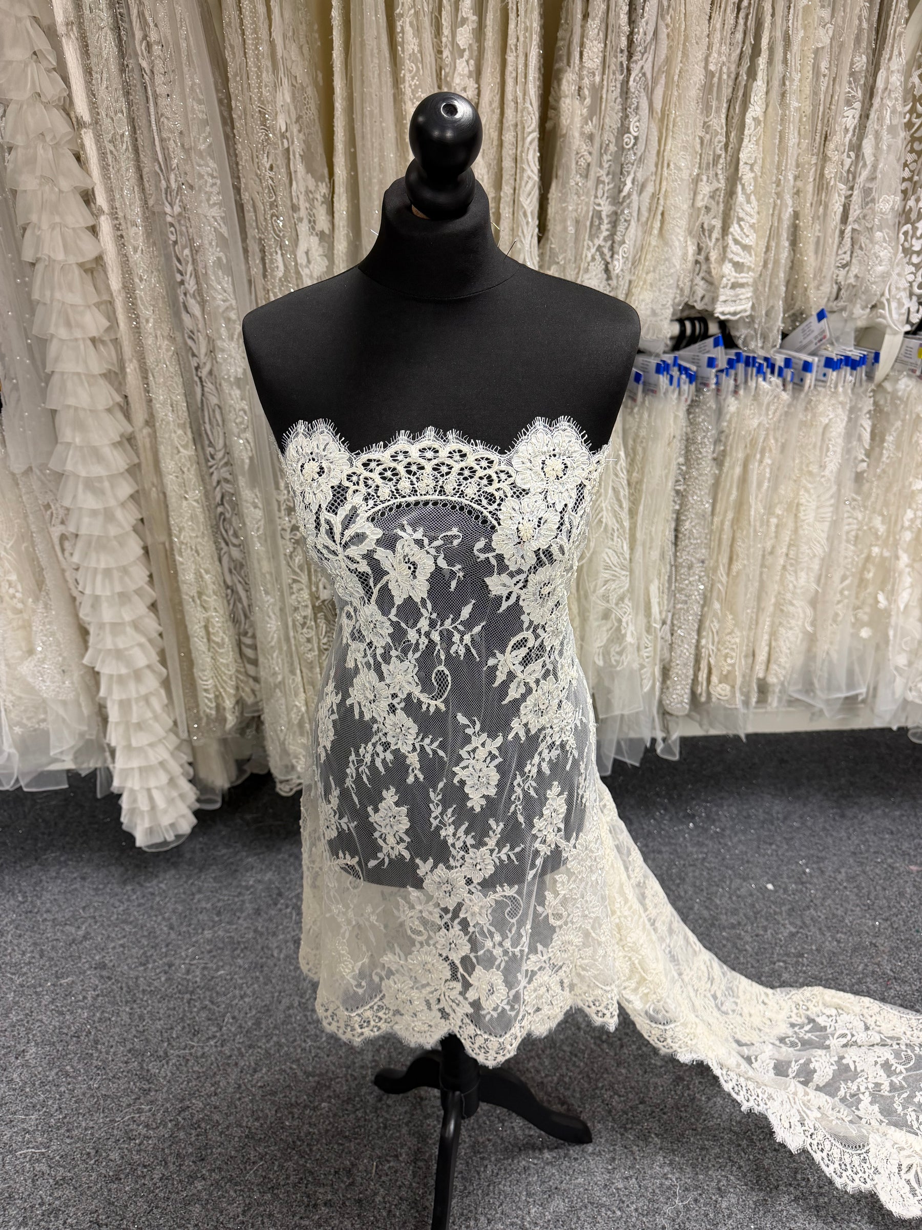 Ivory Beaded Raschel Lace - P366
