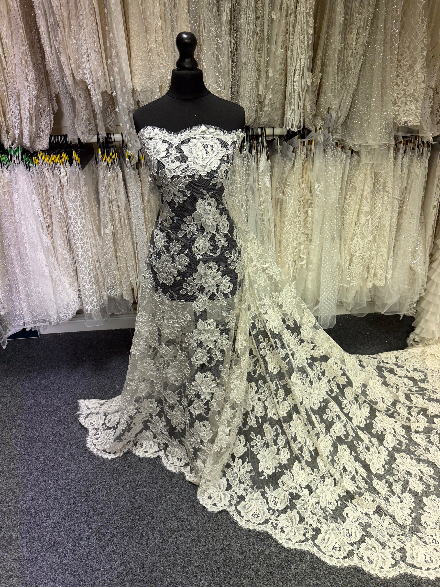 Ivory Corded Chantilly Lace – Mateo