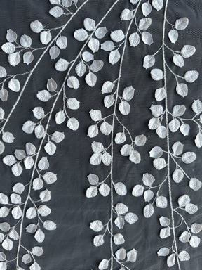 Elfenbeinfarbene bestickte Spitze – EB5007