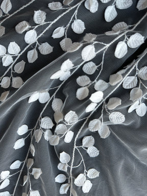 Elfenbeinfarbene bestickte Spitze – EB5007