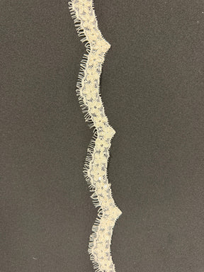 Elfenbeinfarbene Paillettenborte - T684