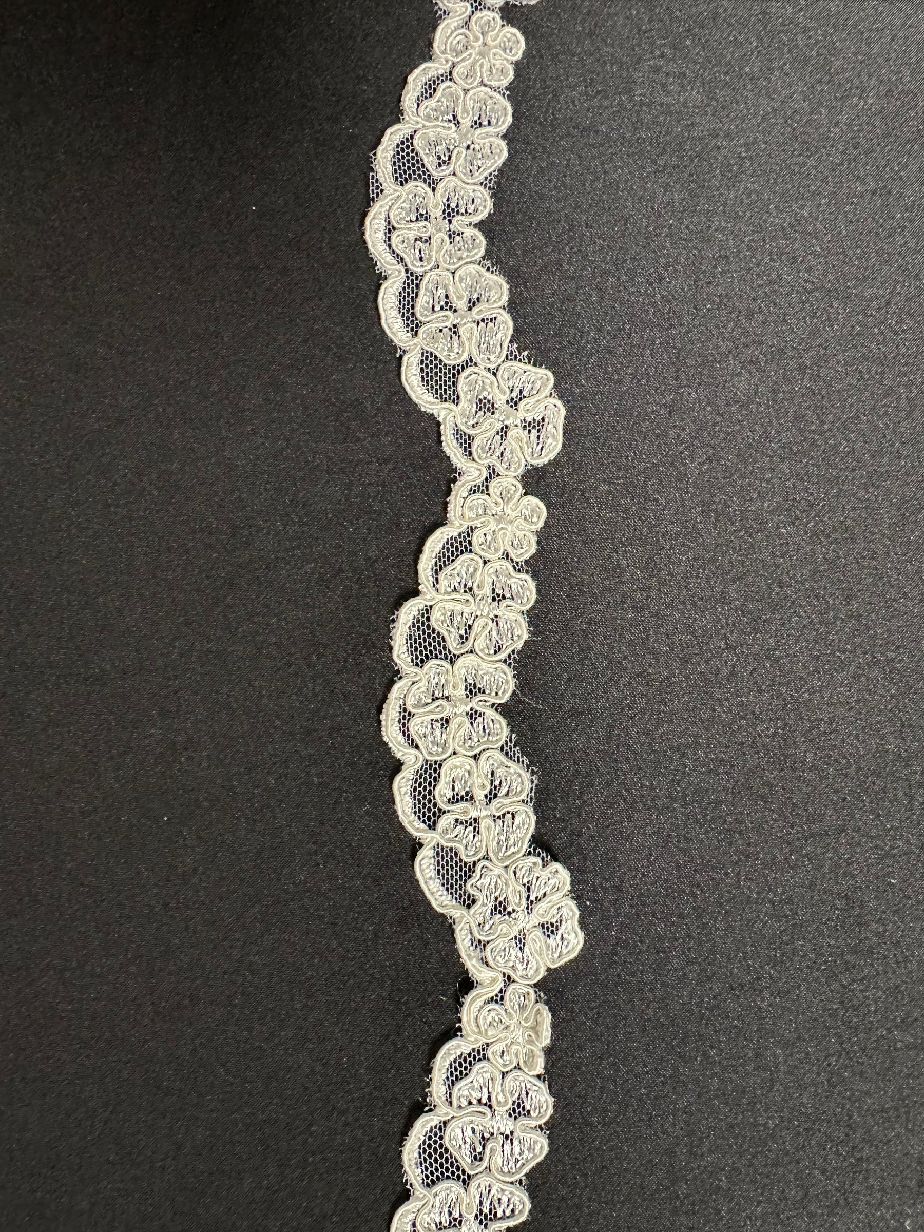 Ivory Corded Lace Trim - Noetic