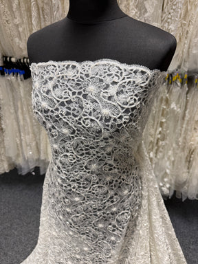 Ivory Beaded Lace - P826