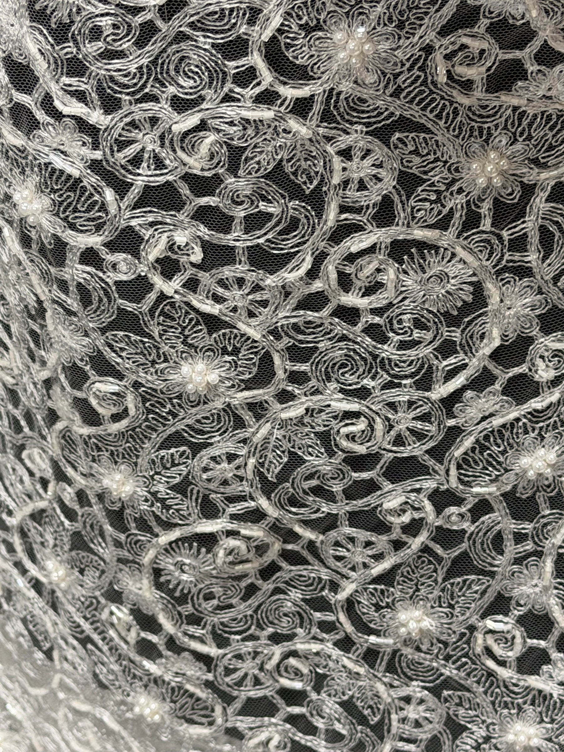 Ivory Beaded Lace - P826