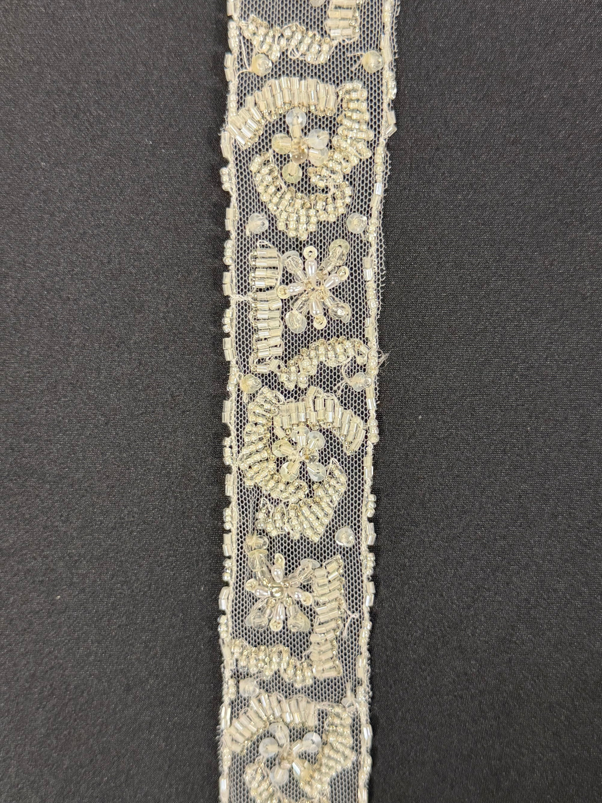 Elfenbein Perlen Spitzenborte - T164