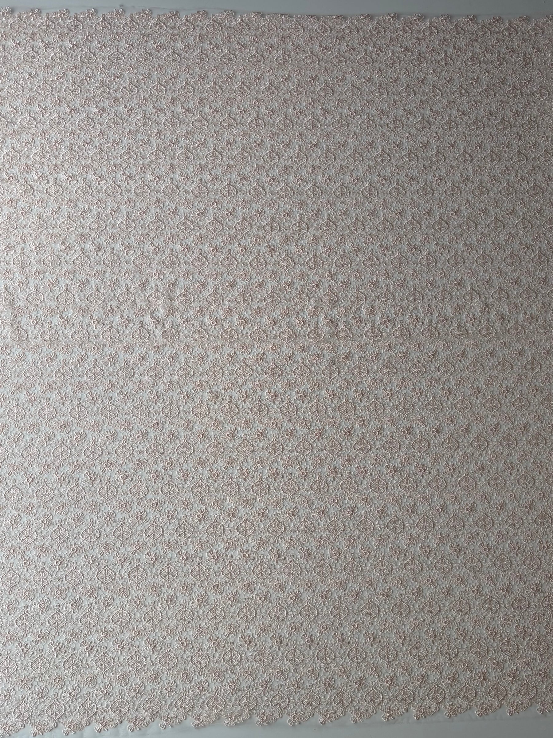 Muschelrosa bestickte Spitze - EB5010