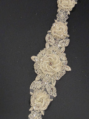 Elfenbein/Silber 3D-bestickte Paillettenborte - T436