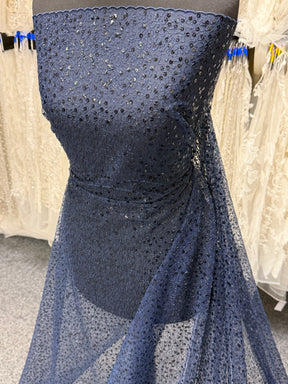 Marineblauer, bestickter Paillettentüll – EB3001