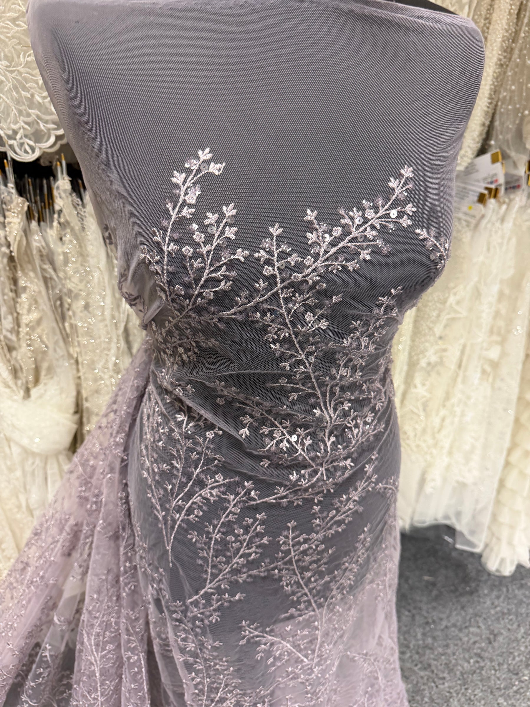 Lila Pailletten-Spitze – EB3065