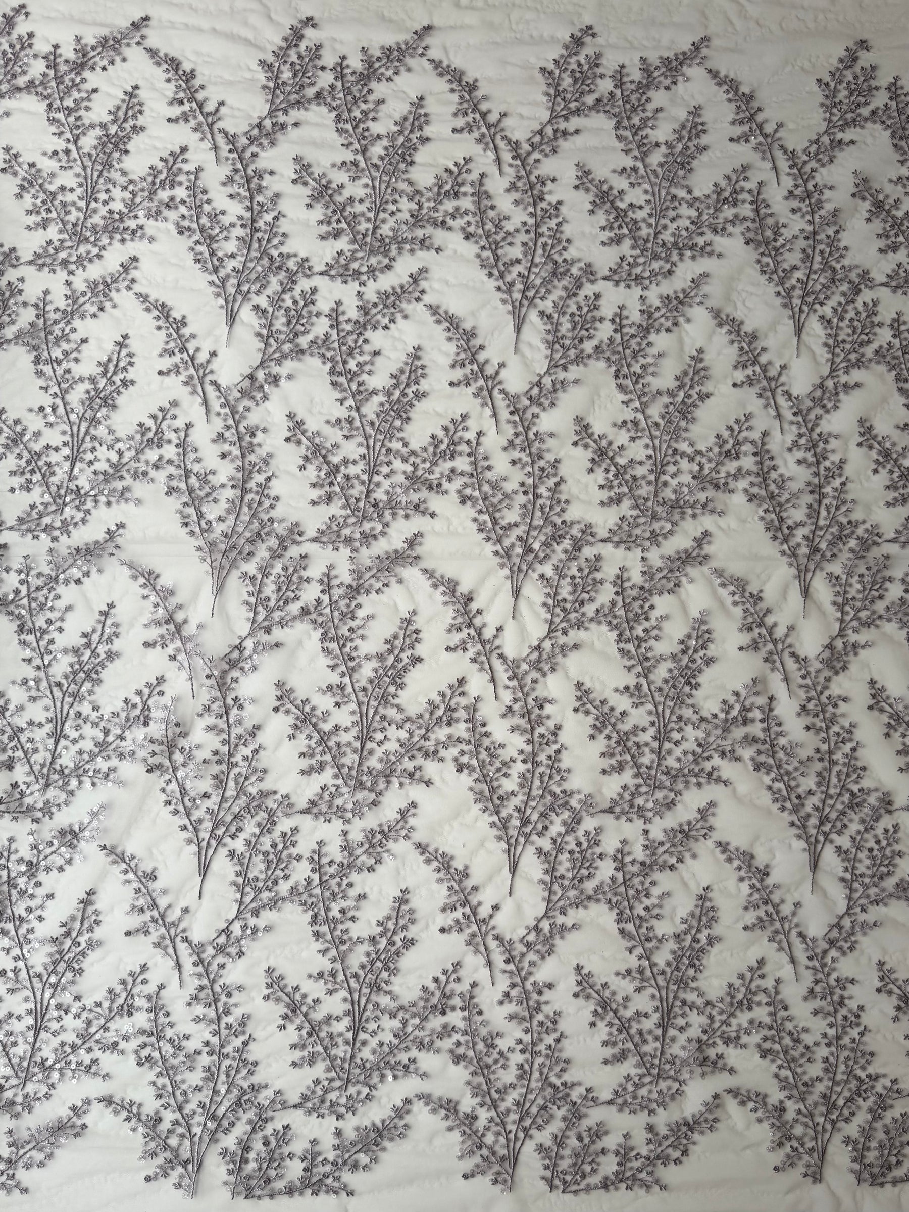 Lila Pailletten-Spitze – EB3065