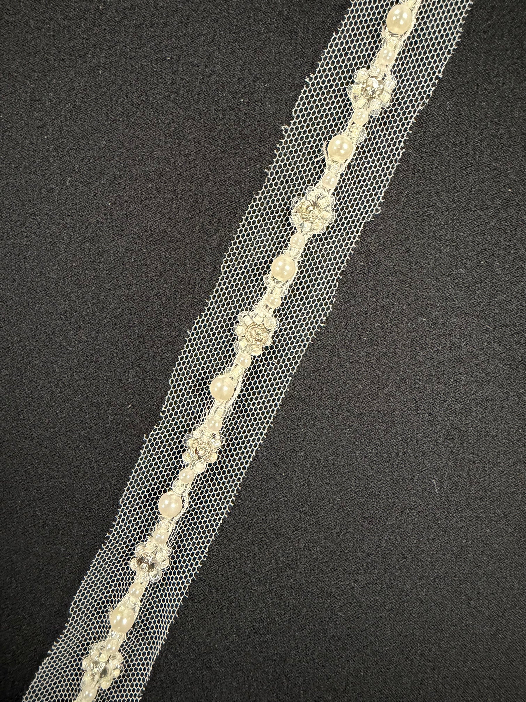 Elfenbeinfarbene Kristallperlen-Borte - T192