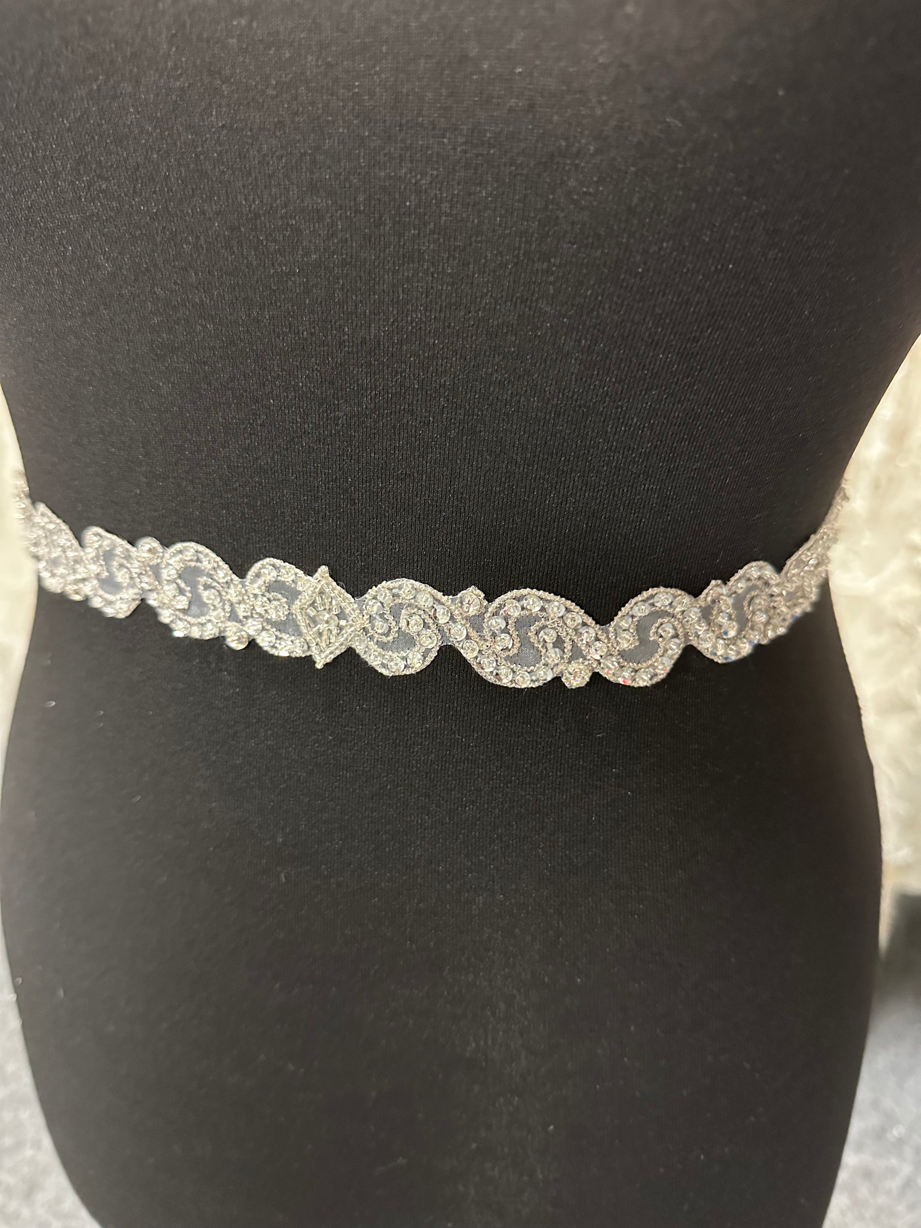 Ivory Crystal Trim – Class