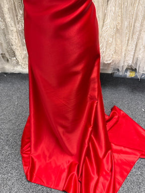 Roter, leichter Duchess-Satin aus Polyester - P44