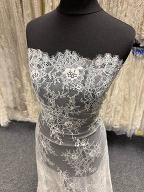 Ivory Leavers Lace - P873