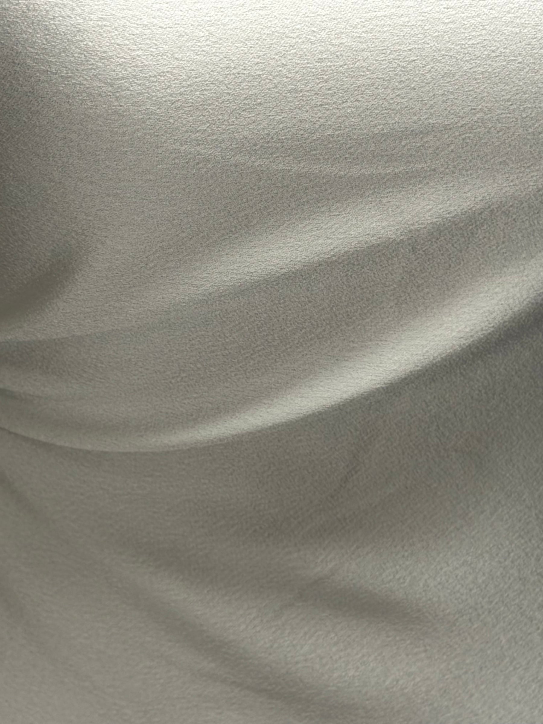 Elfenbeinfarbener Polyester-Krepp mit Satinrückseite – Nostalgic