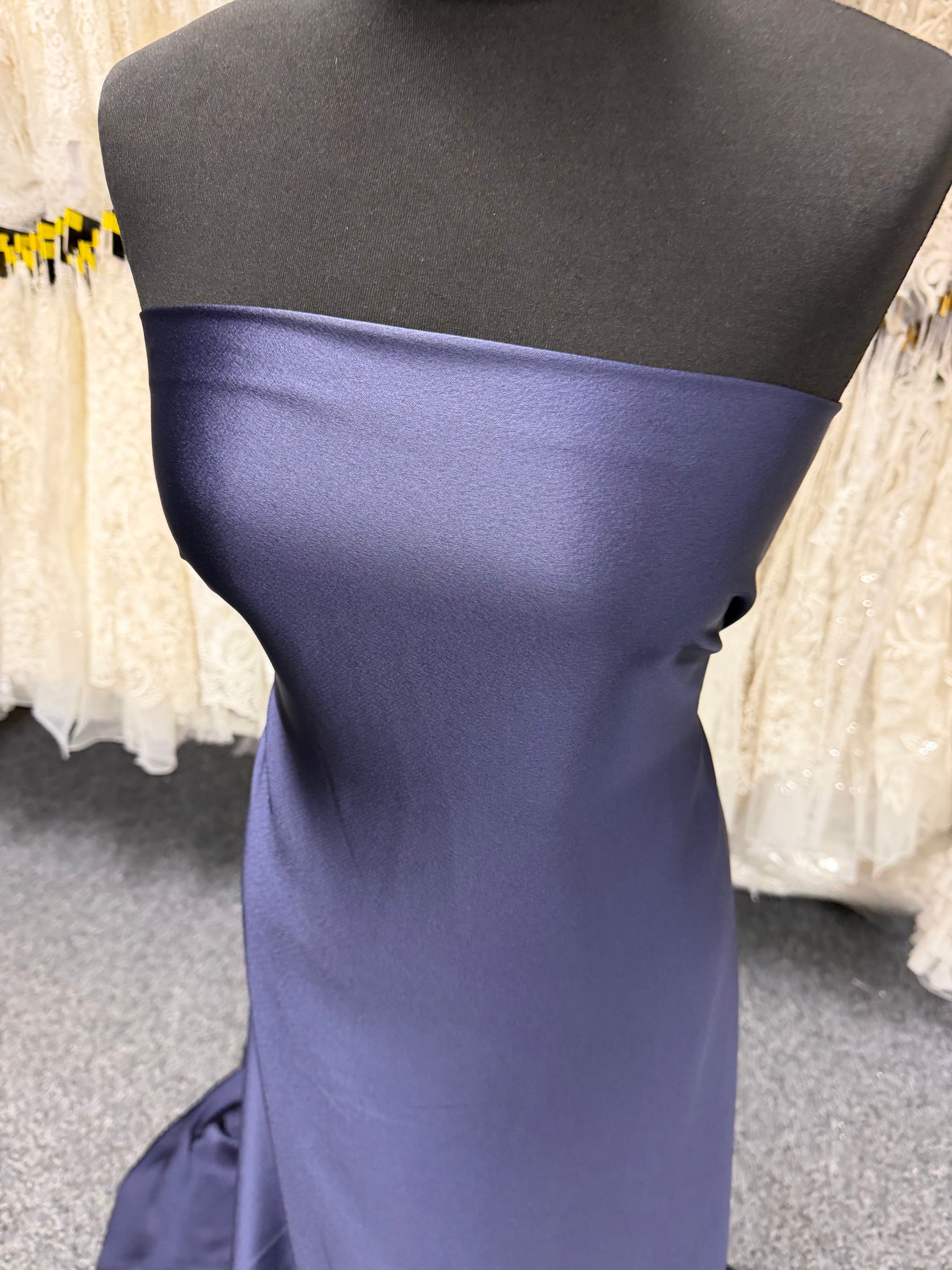 Marineblaues Polyester-Satin-Crepe-Gewebe – Nostalgisch (CF)