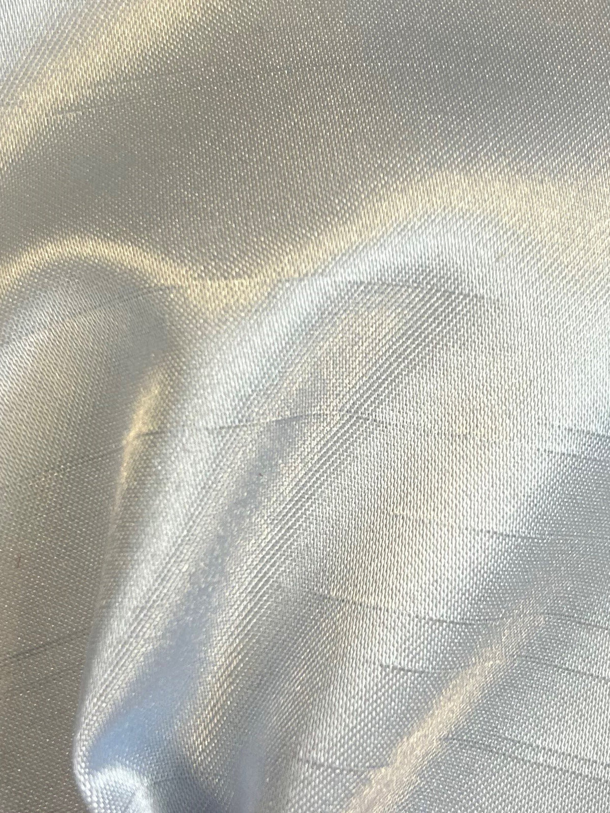 Eisblaues Dupion mit Polyester-Satin-Rückseite – Klarheit