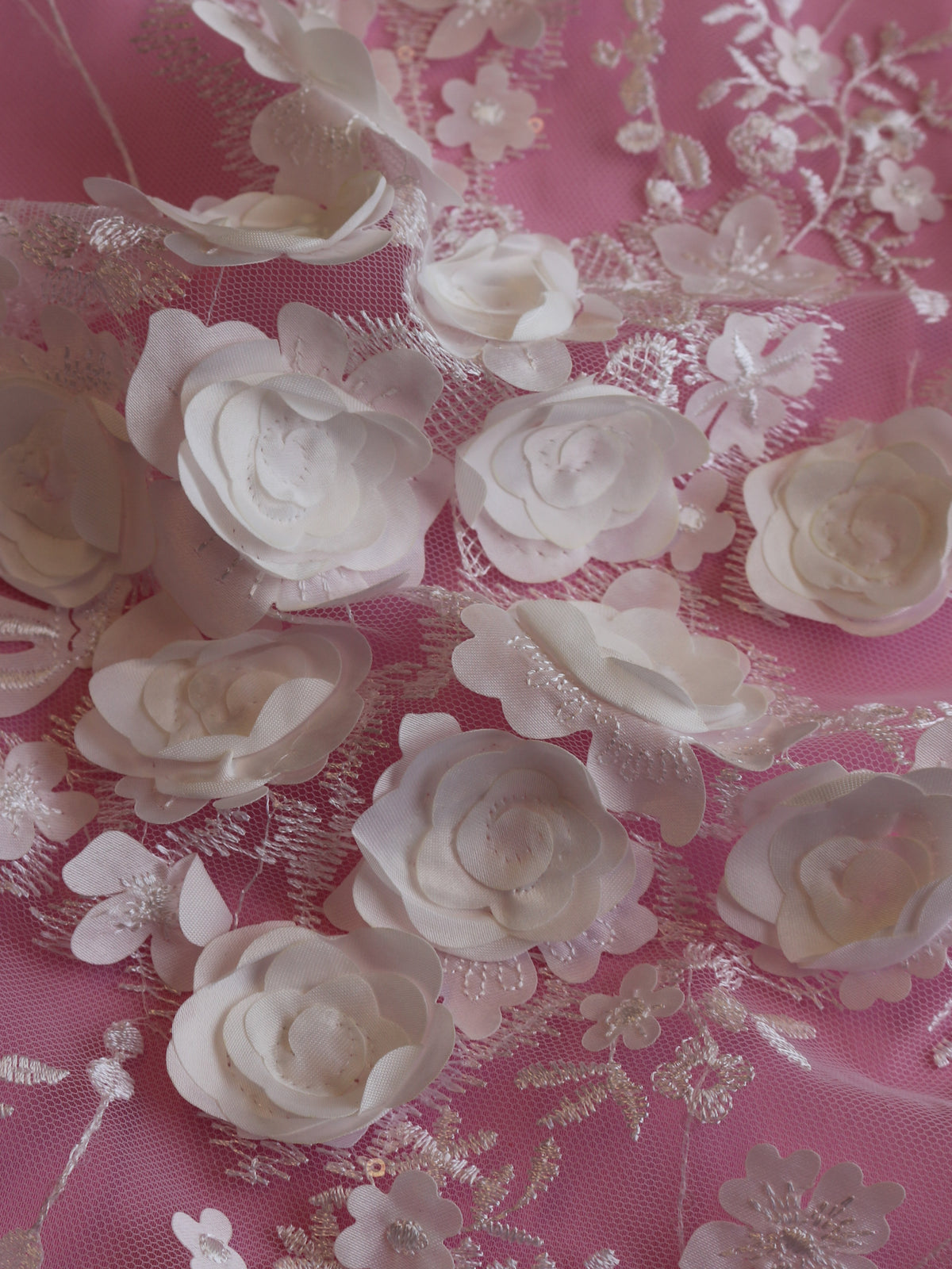 Elfenbeinfarbene 3D-Blumenspitze – Bailey