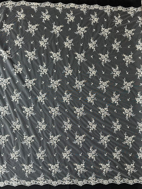 Elfenbeinfarbene Perlenspitze - Riese