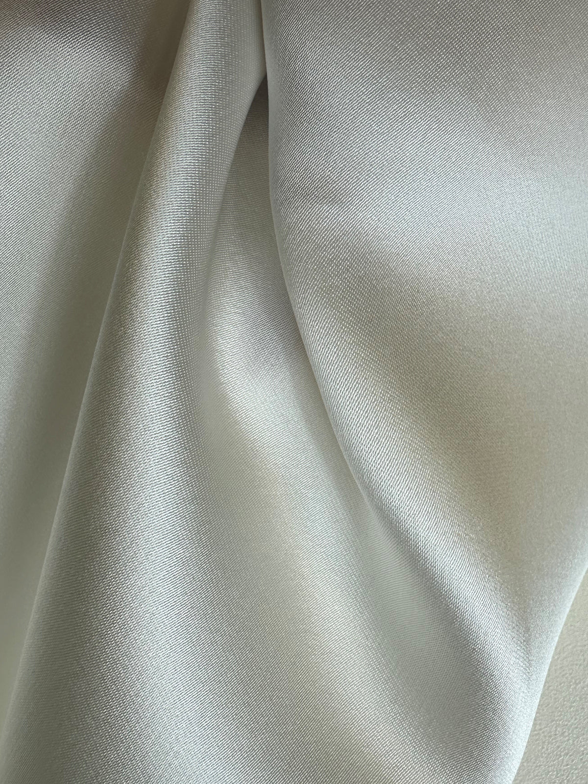 Ivory Silk/Poly Satin - Lavish