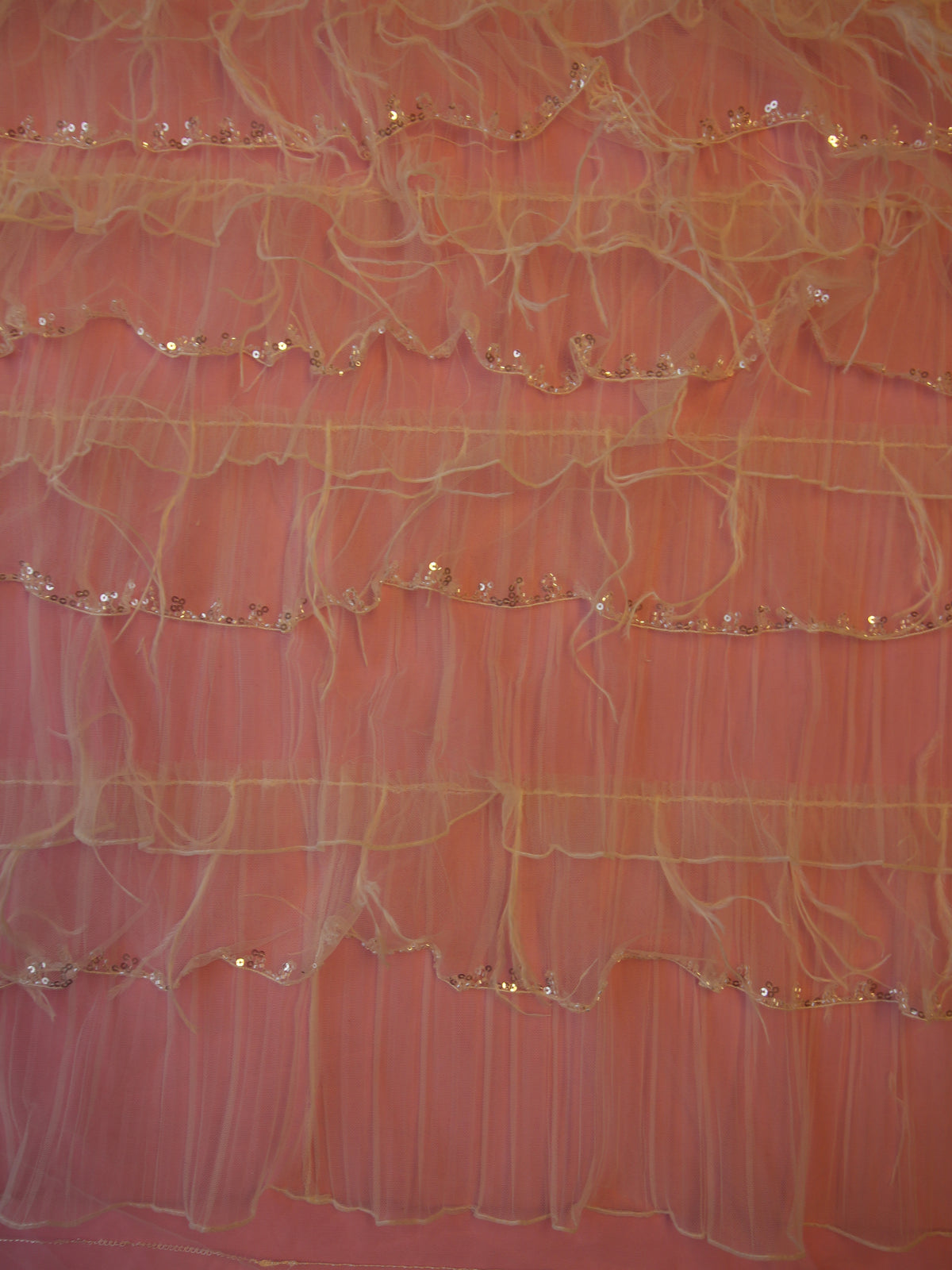 Elfenbeinfarbene, plissierte Federspitze – Jules