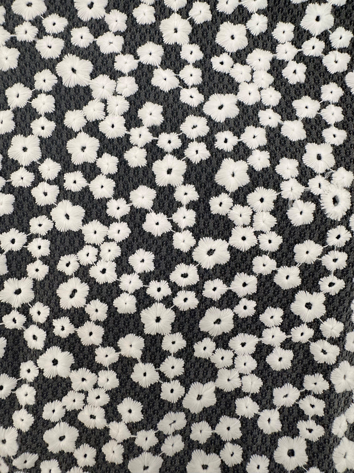 Elfenbeinfarbene, bestickte Blumenspitze - Molly (CF)