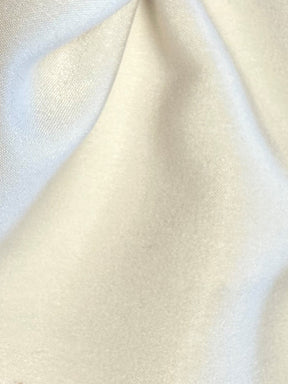 Elfenbeinfarbener Polyester-Satin – Japan