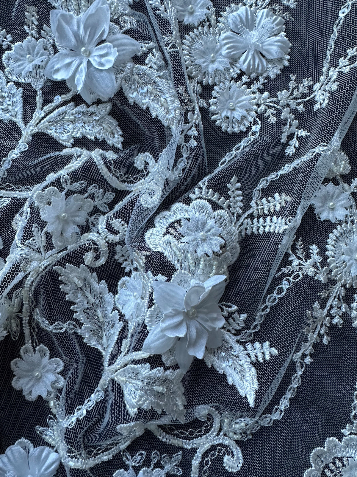 Elfenbeinfarbene Blumenspitze – Genevieve (CF)