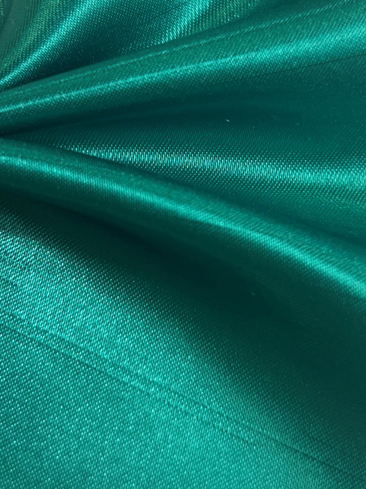 Jade-Dupion mit Polyester-Satin-Rückseite – Klarheit
