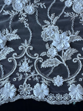 Elfenbeinfarbene Blumenspitze – Genevieve (CF)