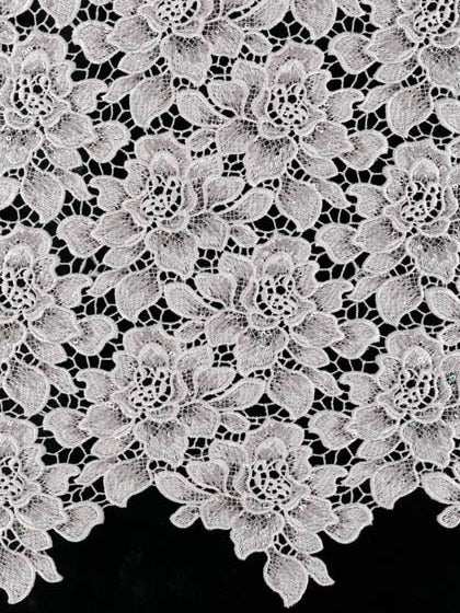 Dunkelrosa Pailletten-Guipure-Spitze - LB4003
