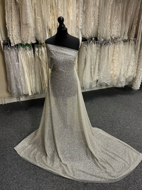 Elfenbeinfarbener Glitzertüll – Leigh
