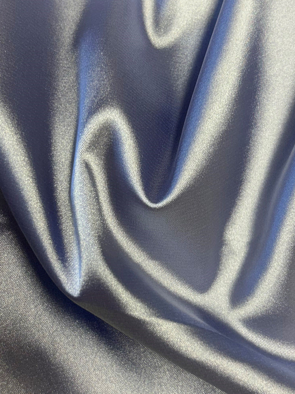 Lavendelfarbener Polyester-Stretch-Satin (140 cm/55 Zoll) – Empathie