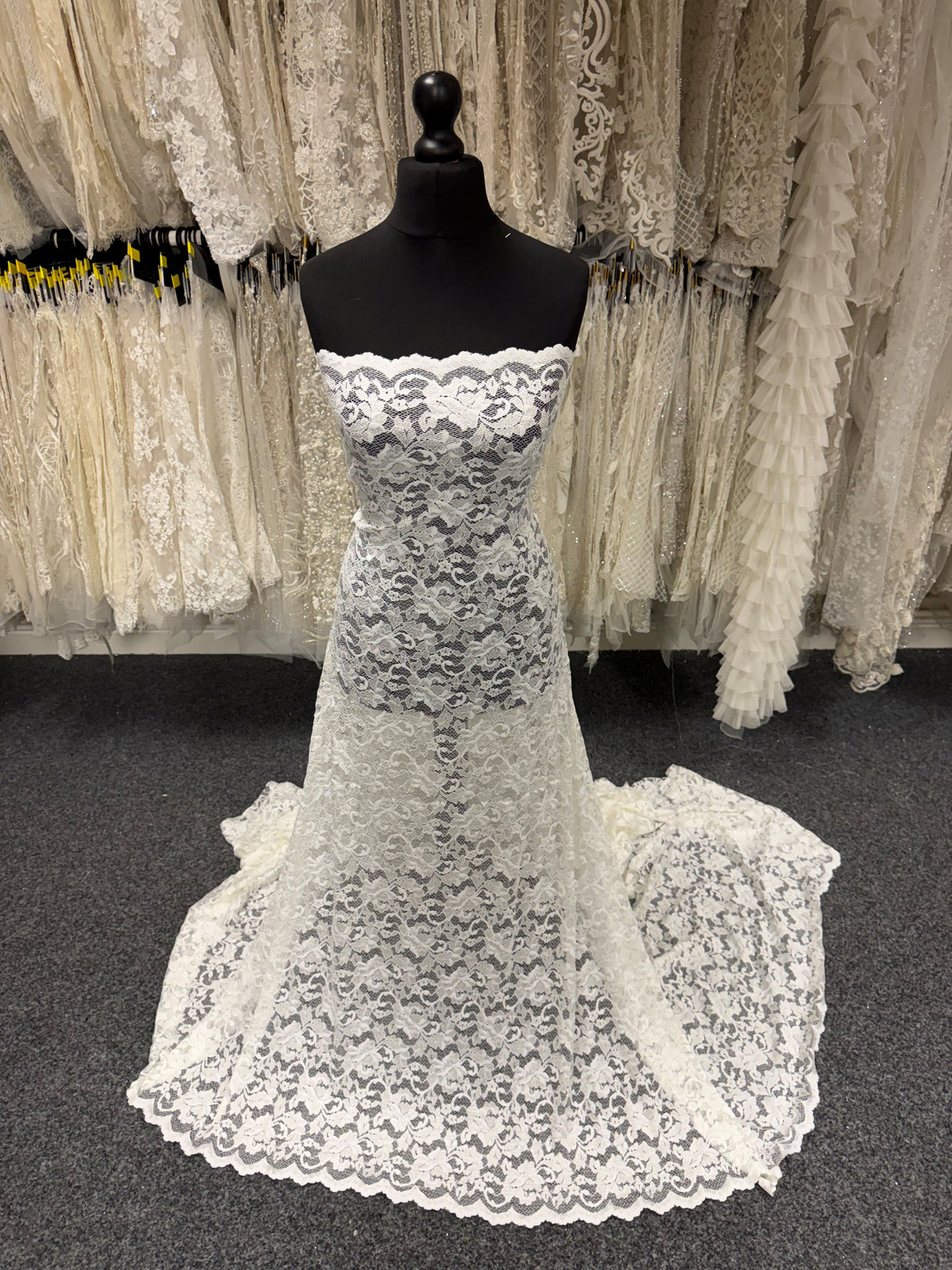 Elfenbeinfarbene Stretch-Spitze - LB7004