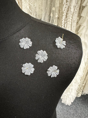 Elfenbeinfarbene Eco-Georgette-Blumen - MM0040 (Beutel mit 144 Stück) 