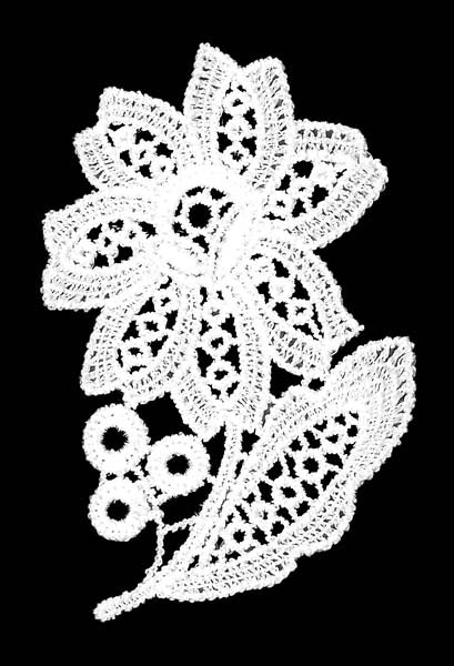 Ivory Guipure Floral Bouquet - M20 (Bag of 25)