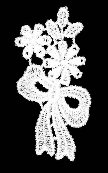 Ivory Guipure Floral Bouquet - M21 (Bag of 25)