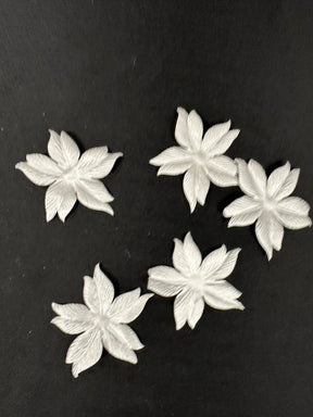 Blass-Elfenbeinfarbene Öko-Blüten mit 6 Blütenblättern - MM0034 (Beutel mit 144 Stück)