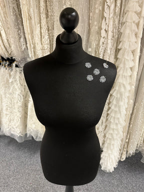 Elfenbeinfarbene Eco-Georgette-Blumen - MM0040 (Beutel mit 144 Stück) 