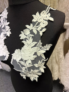 Ivory Embroidered Lace Appliques - MT8011