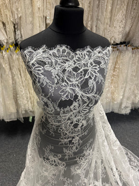 Elfenbeinfarbene Kordelspitze – Mercer