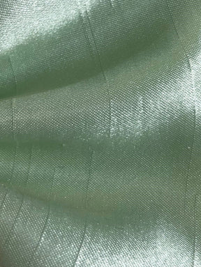 Mintfarbenes Dupion mit Polyester-Satin-Rückseite – Klarheit