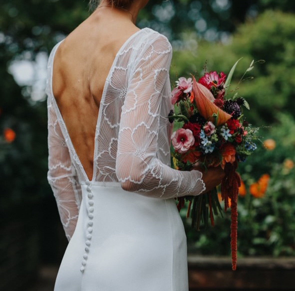 Elfenbeinfarbene bestickte Spitze – Monique 