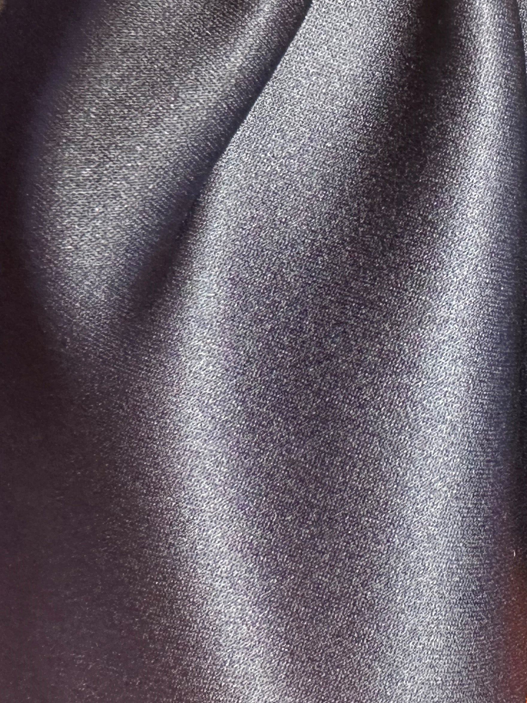 Marineblauer Polyester-Satin – Kanada