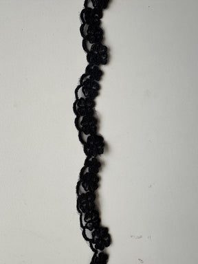 Schwarze Kordelspitze - T 457 Unbeperlen (CF)