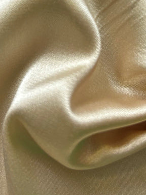 Hautfarbener Poly-Stretch-Satin – Zeremonie