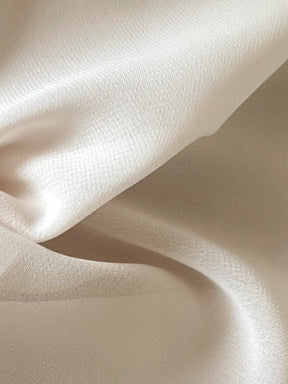 Hautfarbener Polyester-Chiffon – Bulgarien
