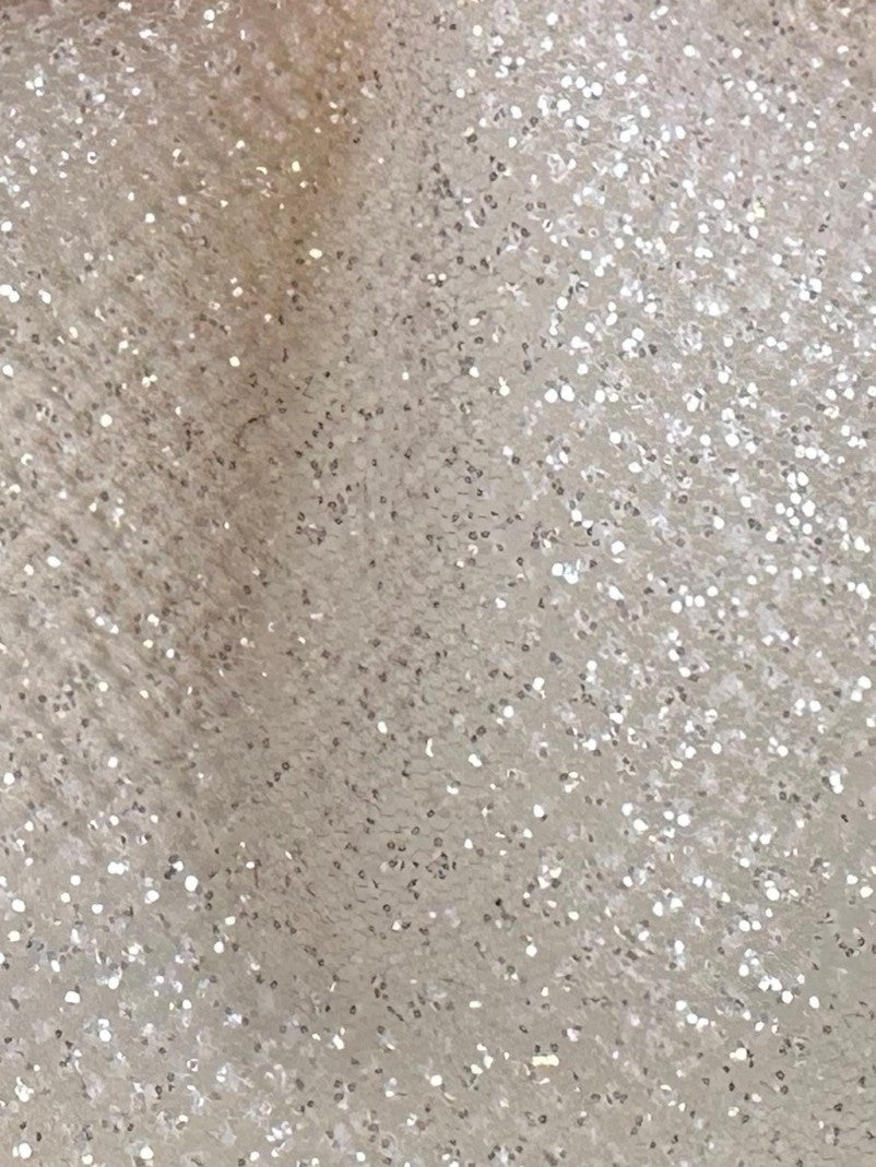 Schwarzer Glitzertüll - Glänzend